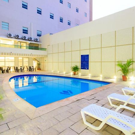 Ribai Hotels - Barranquilla Buitenkant foto